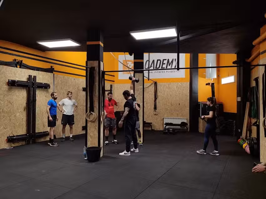 77 Feet Academy Puigcerd&agrave;