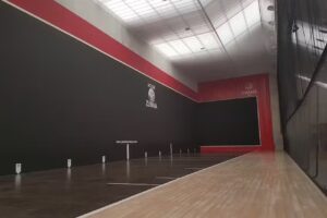 Aitzuri Pilotalekua / Frontón