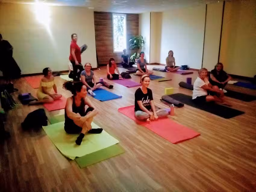 Anayar. Centro de YOGA