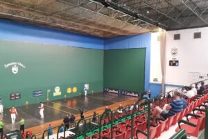 Aritzbatalde Pilotalekua – Frontón