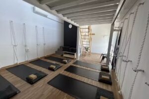 Atma Yogui Estudio de Yoga