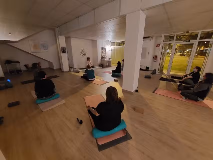 Bhakti yoga &ndash; Centro de terapias