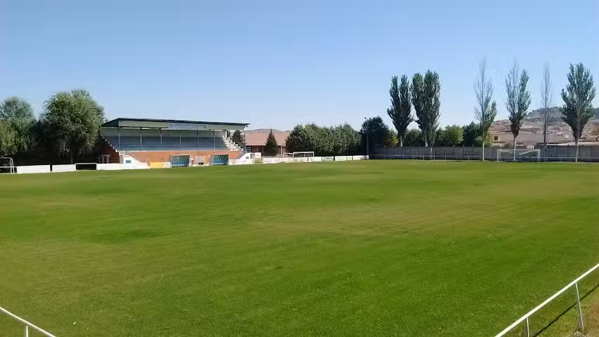 Campo De Futbol Municipal De Baltanás
