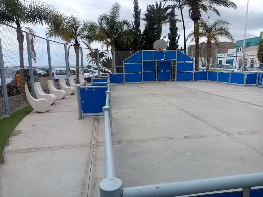 Cancha Multideporte &ndash; Castillo del Romeral