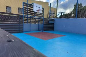 Cancha multifuncional pública de Isora