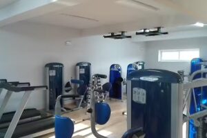 Centro de Entrenamiento Personal – 100% TRAINING (grupos reducidos)