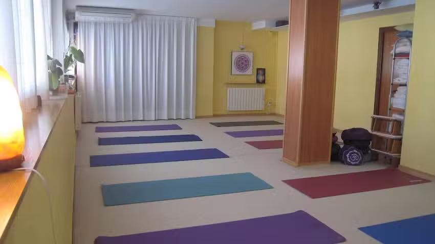 Centro de Yoga Ananda &ndash; Kanda