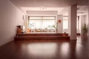 Centro de Yoga y Meditación Om Tara Salamanca