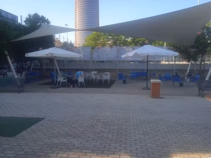 Centro Deportivo Antonio Alvarez Gordón «Tejares»