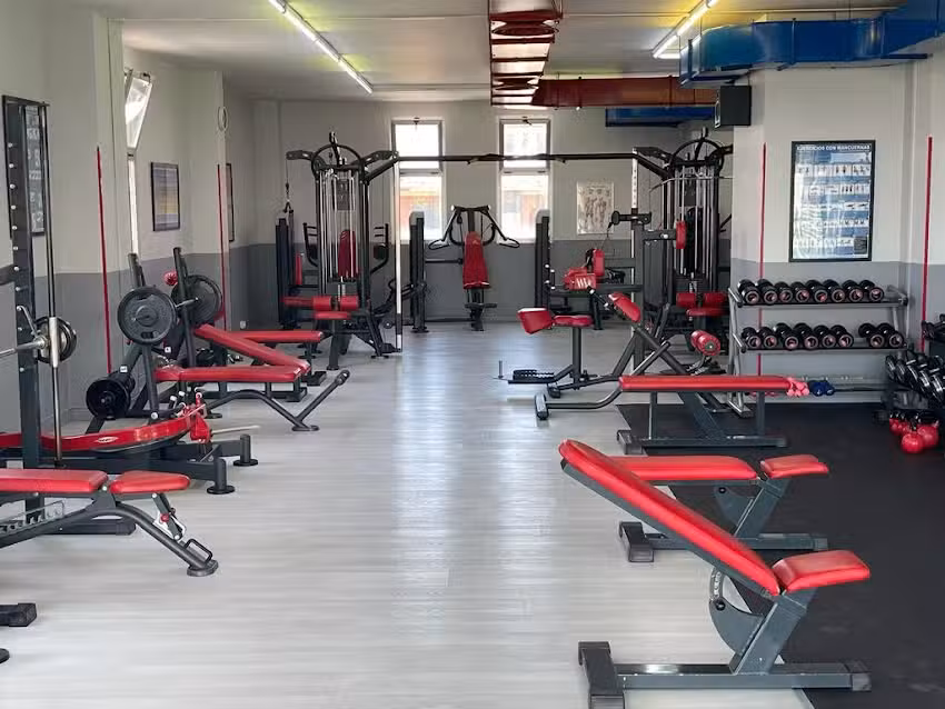 Centro Deportivo La Marina