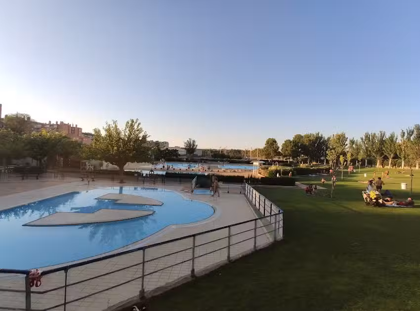 Centro Deportivo Municipal Actur