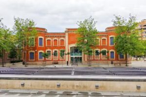 Centro Deportivo Municipal Daoiz y Velarde 1