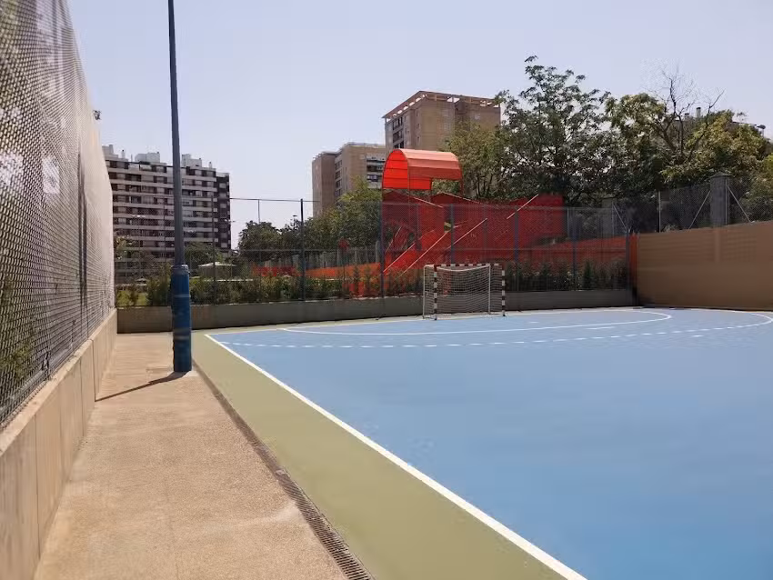 Centro Deportivo Municipal Gran V&iacute;a de Supera