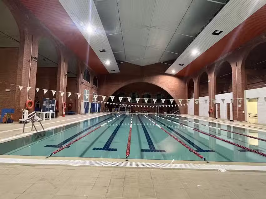 Centro Deportivo Municipal María Jesús Rosa