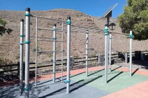 Circuito de calistenia en Playa Santiago