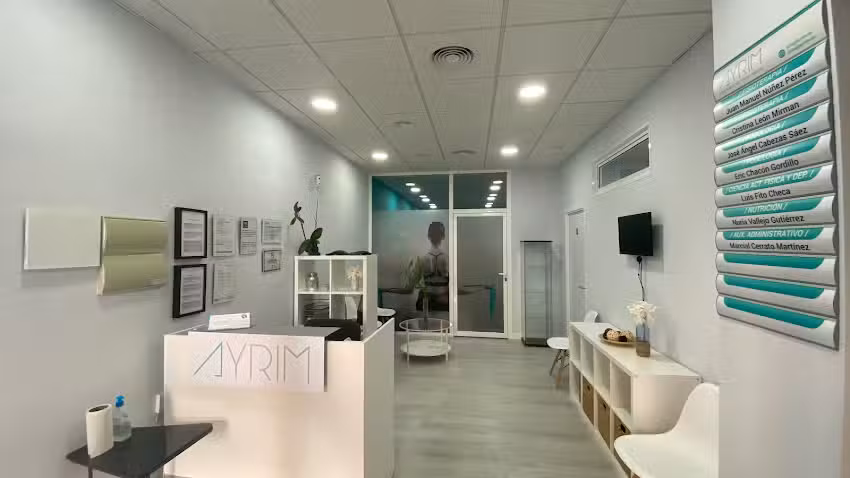 Cl&iacute;nica Ayrim