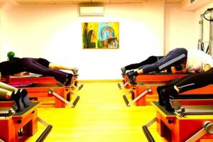 CLÍNICA MÉDICO ESTÉTICA by ​FABIANA MARTIN ALMERIMAR