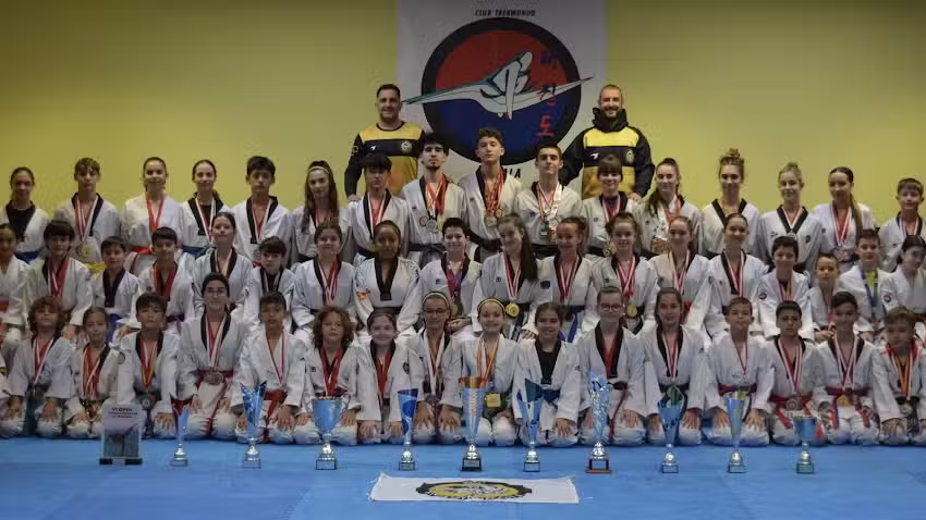CLUB TAEKWONDO ARROYOMOLINOS JAVI ALCALÁ