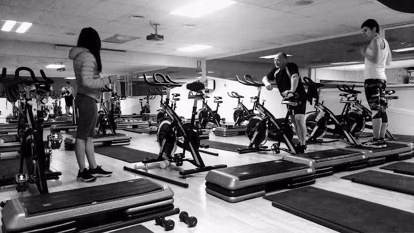 Complejo Deportivo 43