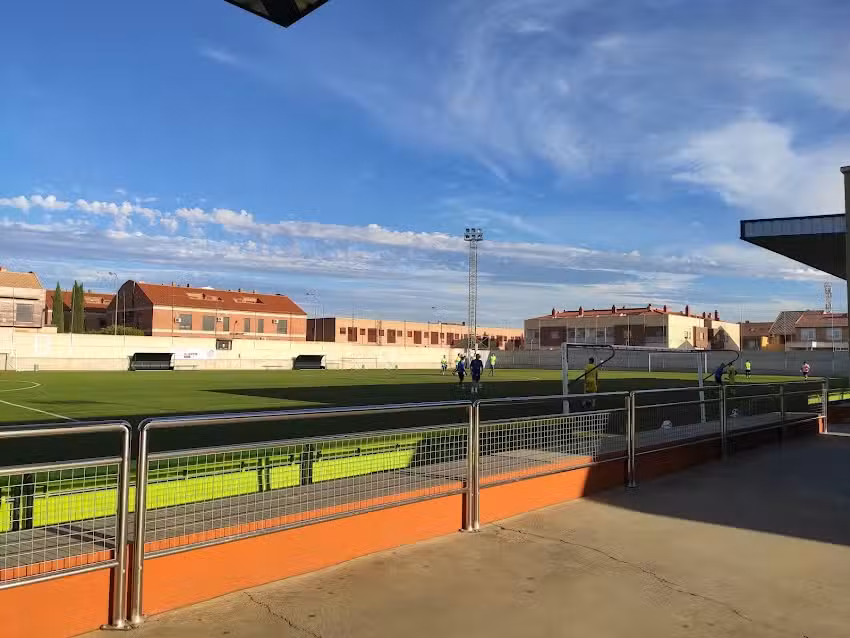 Complejo Deportivo Candelario Le&oacute;n Rivas