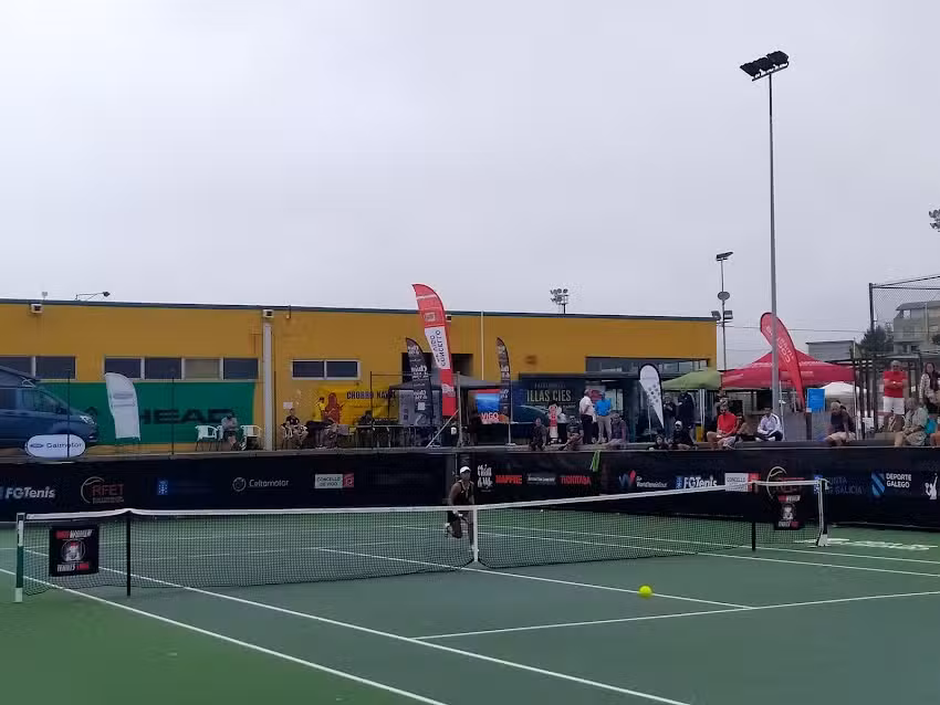 Complexo Deportivo de Samil