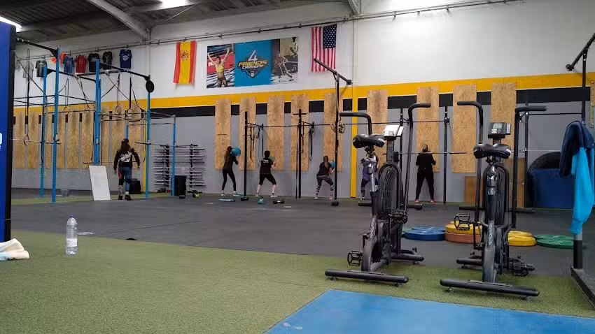 CrossFit 4 Friends | Hyrox