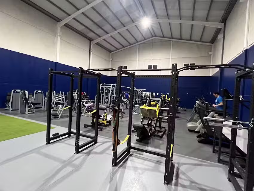 DMX Centro de Deporte y Bienestar