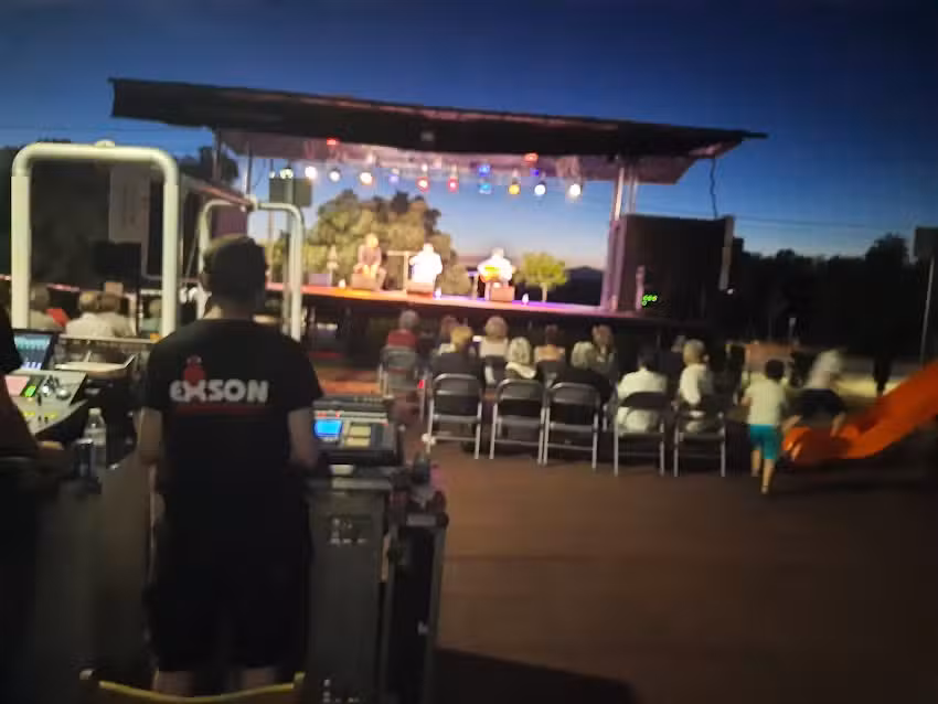 Edificio de Usos Múltiples/Gimnasio