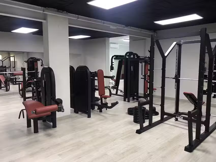 EL LOCAL CENTRE FITNESS