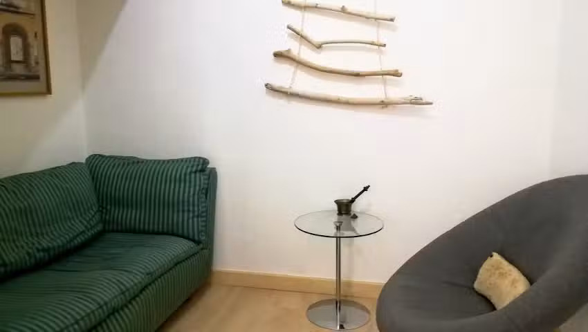 Eloan, Ioga, Psicoterapia Transpersonal y Massatge Shiatsu