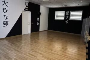 Enzo Mataró. Clases de Warm-up®, Recovery, Pilates, Pilates Barre, Yoga, Fitness, Dance-Fit y Masajes.