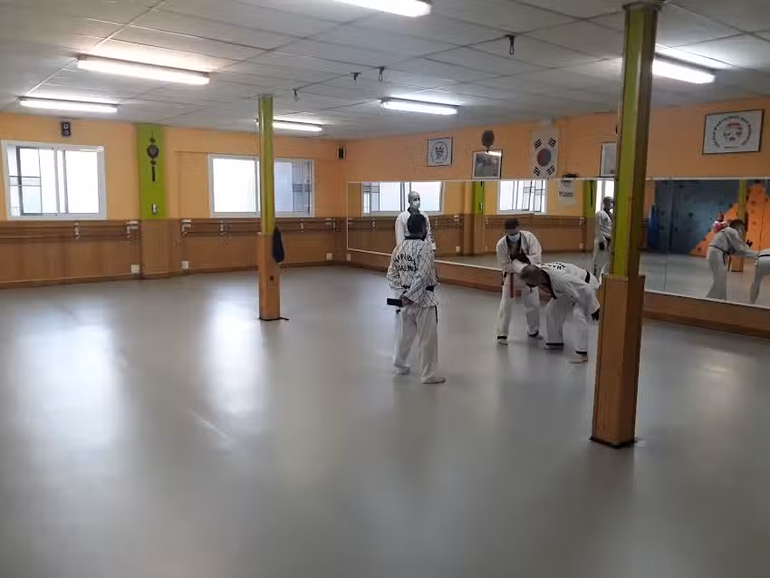 Escola d’Arts Marcials Harondo