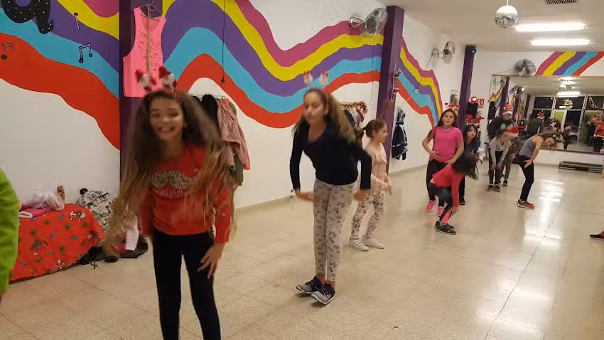 Escola Dance & Fitness Lloret De Mar