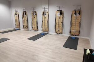 Esencial Pilates y Fisioterapia