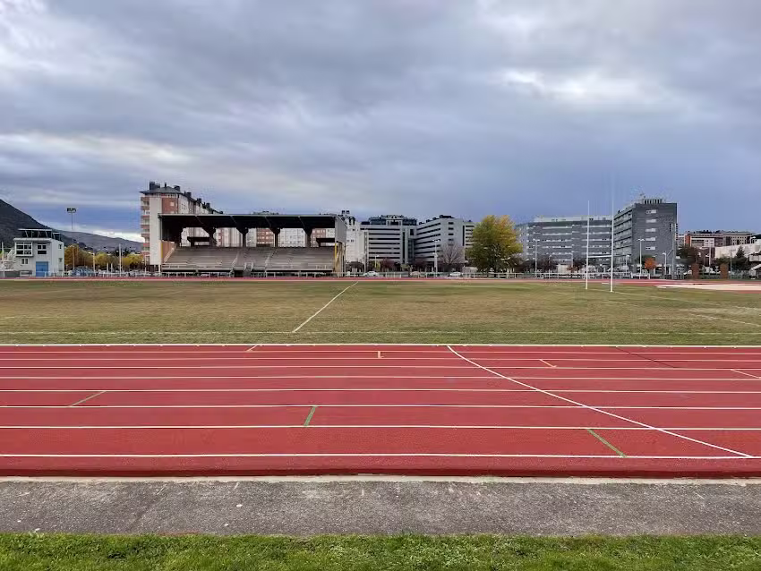 Estadio Municipal de Atletismo &laquo;Coloman Trabado&raquo;