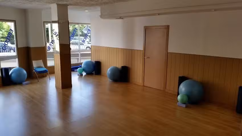 ESTUDIO DE PILATES CARMEN FERNANDEZ