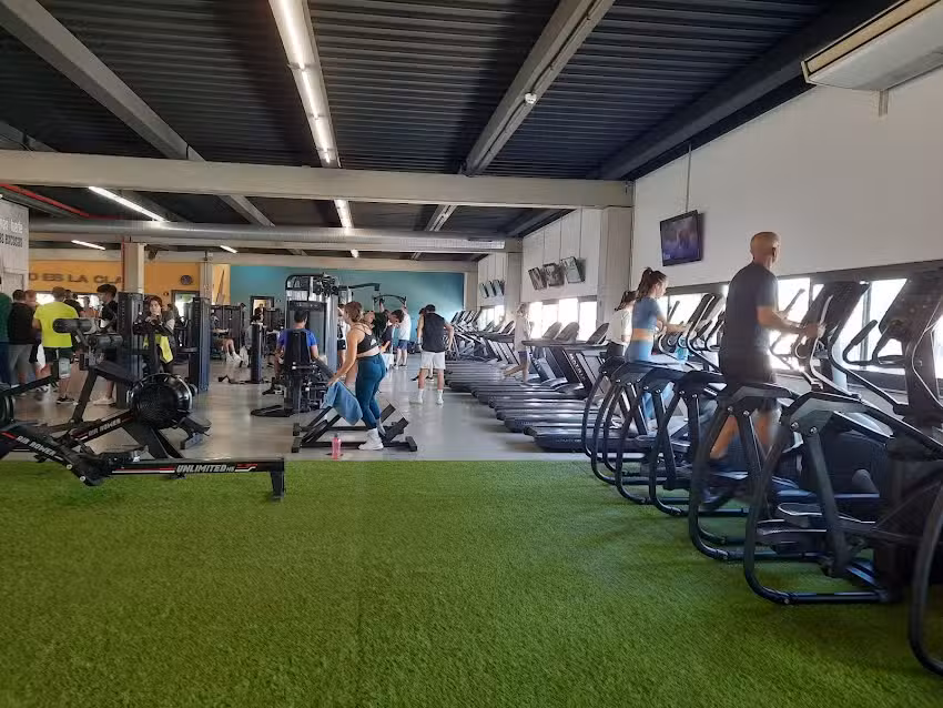 Fabrik Fitness Experience &ndash; Indoor & Outdoor Gym
