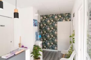 FISIHOLISTIC Centro de FISIOTERAPIA ,Osteopatía, Maderoterapia, PILATES y Psicologia en Hortaleza