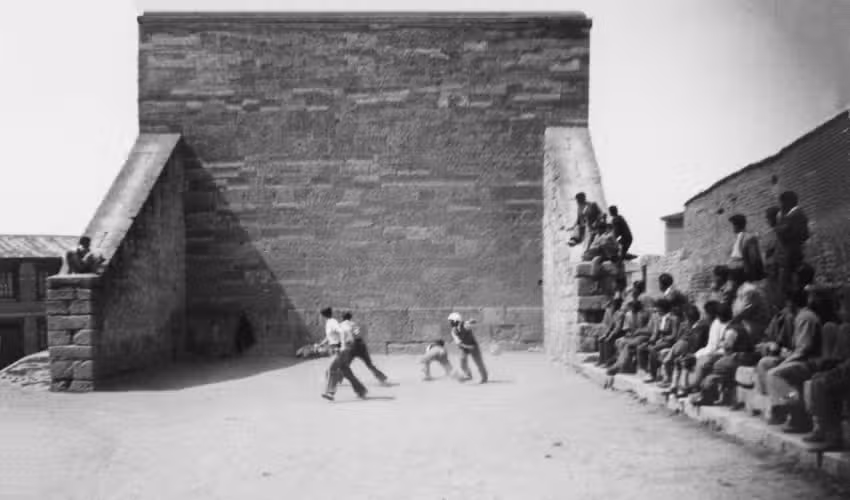 Frontón de Pelota Mano