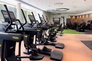 Fundación bonÀrea – Gimnasio y piscina