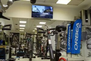 Gimnasio con Entrenamiento Personal – MUNDAIZ FIT