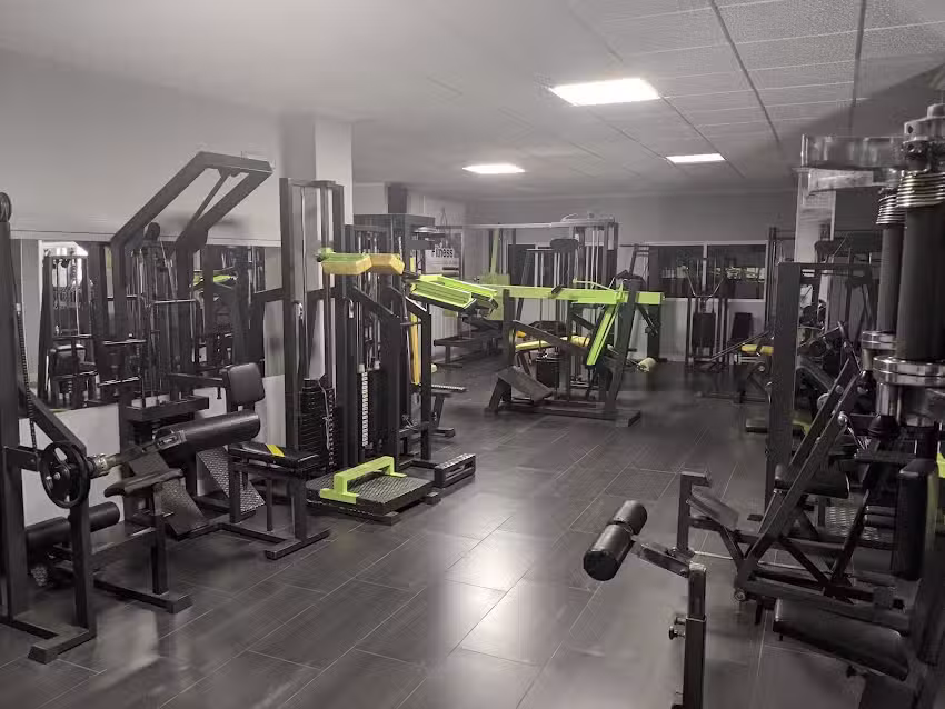 Gimnasio Fitness 21