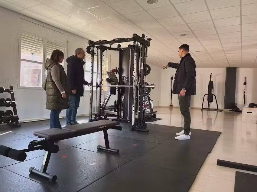 Gimnasio Municipal de La Granja de Escarp