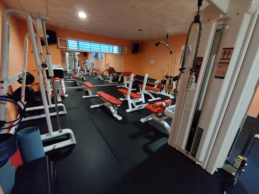 Gimnasio Municipal de Mirandilla