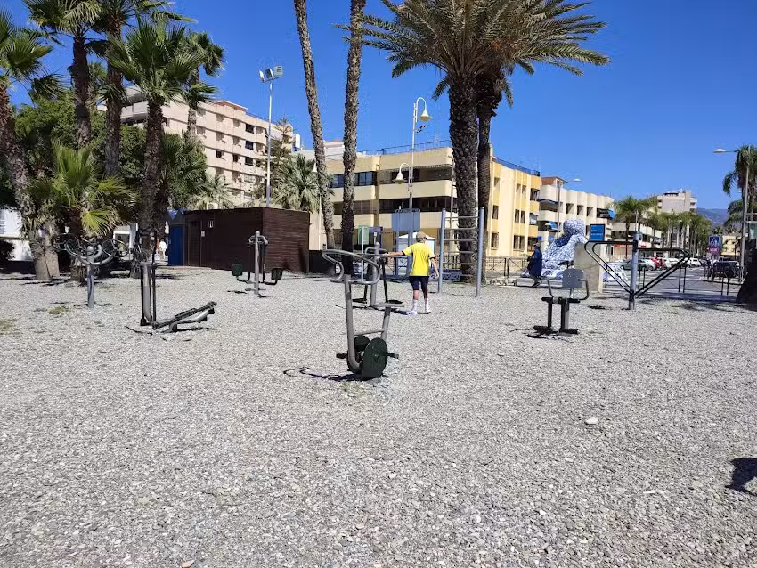 Gimnasio Público Playa Puerta Del Mar