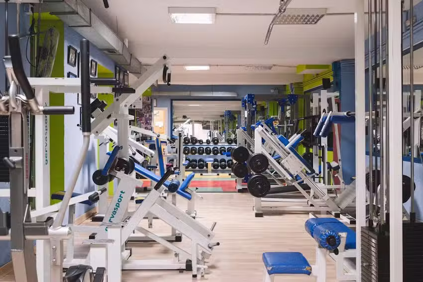 Gimnasio San Juan De Dios