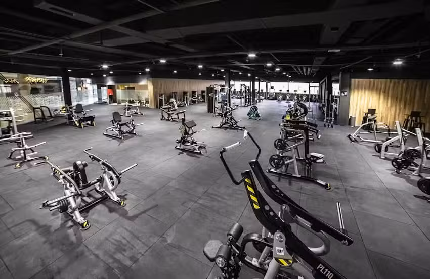 Gimnasio Sparta Sport Center Cuenca – Centro Comercial El Mirador