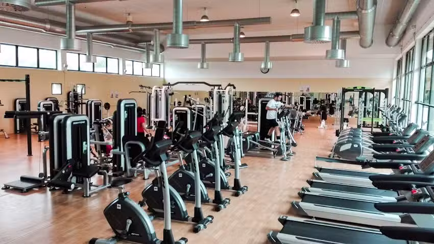 Gimnasio Universitario UMU