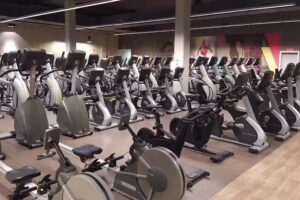 Gimnasio VivaGym Av. Mediterráneo