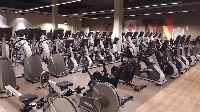 Gimnasio VivaGym Av. Mediterr&aacute;neo
